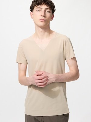 AIRism T-Shirt Mesh Anti Bau Kerah V Lengan Pendek